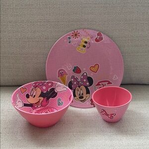 Disney Minnie Mouse Pink Dinnerware Set for Kids
